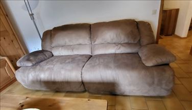 Abbildung: Sofa velour beige